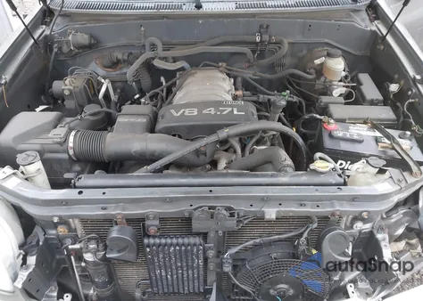 2004 Toyota Sequoia Sr5 V8 z USA, uszkodzony, nr VIN 5TDBT44A34S216549